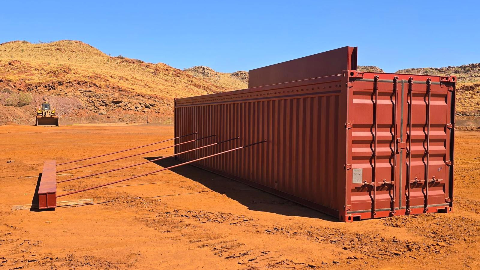 ROM Wall by 40' container - Front